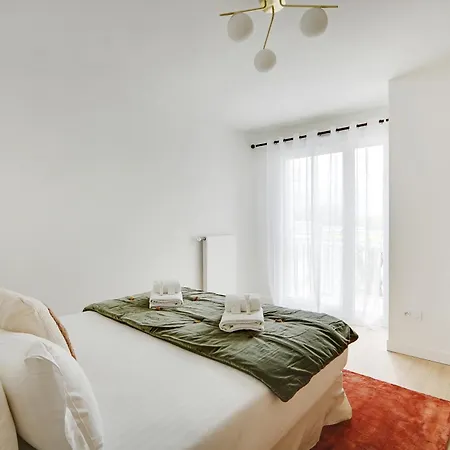 Pick A Flat's In - Rue De Mederic Daire *